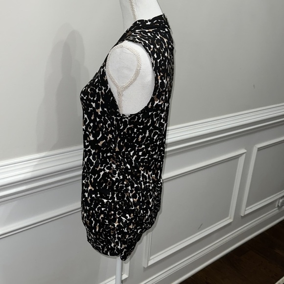 NWT A Pea In The Pod Maternity Sleeveless Stretch V Neck Side Ruching Top sz M - Picture 3 of 9